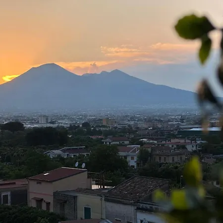 Heaven House Apartment Sant'Egidio del Monte Albino