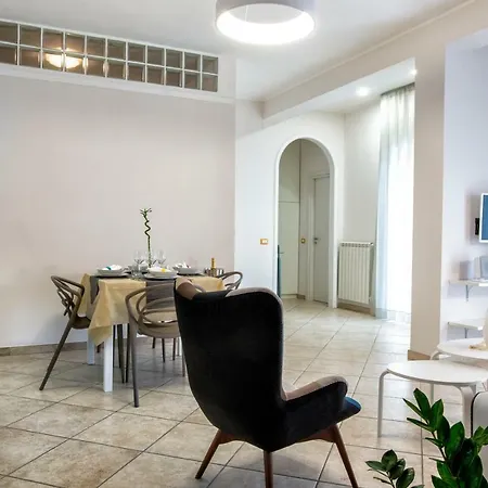 Apartment Heaven House *