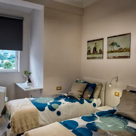 Heaven House Apartment Sant'Egidio del Monte Albino