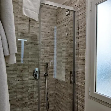 Heaven House Apartment Sant'Egidio del Monte Albino